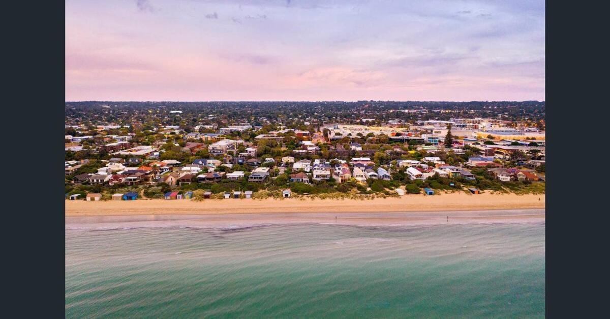 Beach-Side Retreat Apartamento Frankston Exterior foto